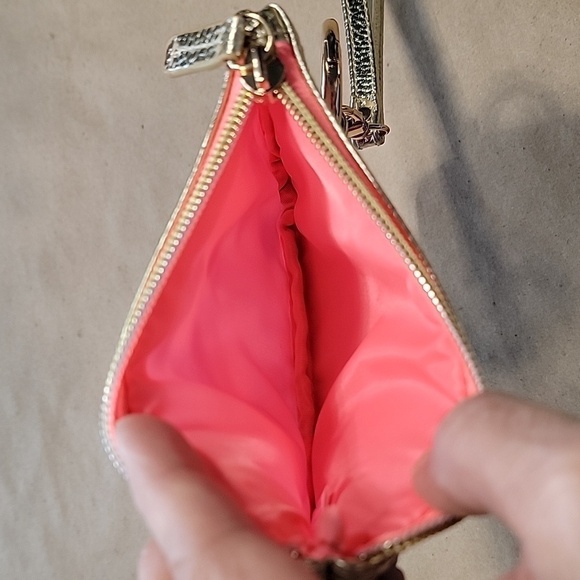 Lilly Pulitzer Party Like a Lobster Zip Top Wallet / Wristlet. Exc. Used Cond. - Picture 4 of 7